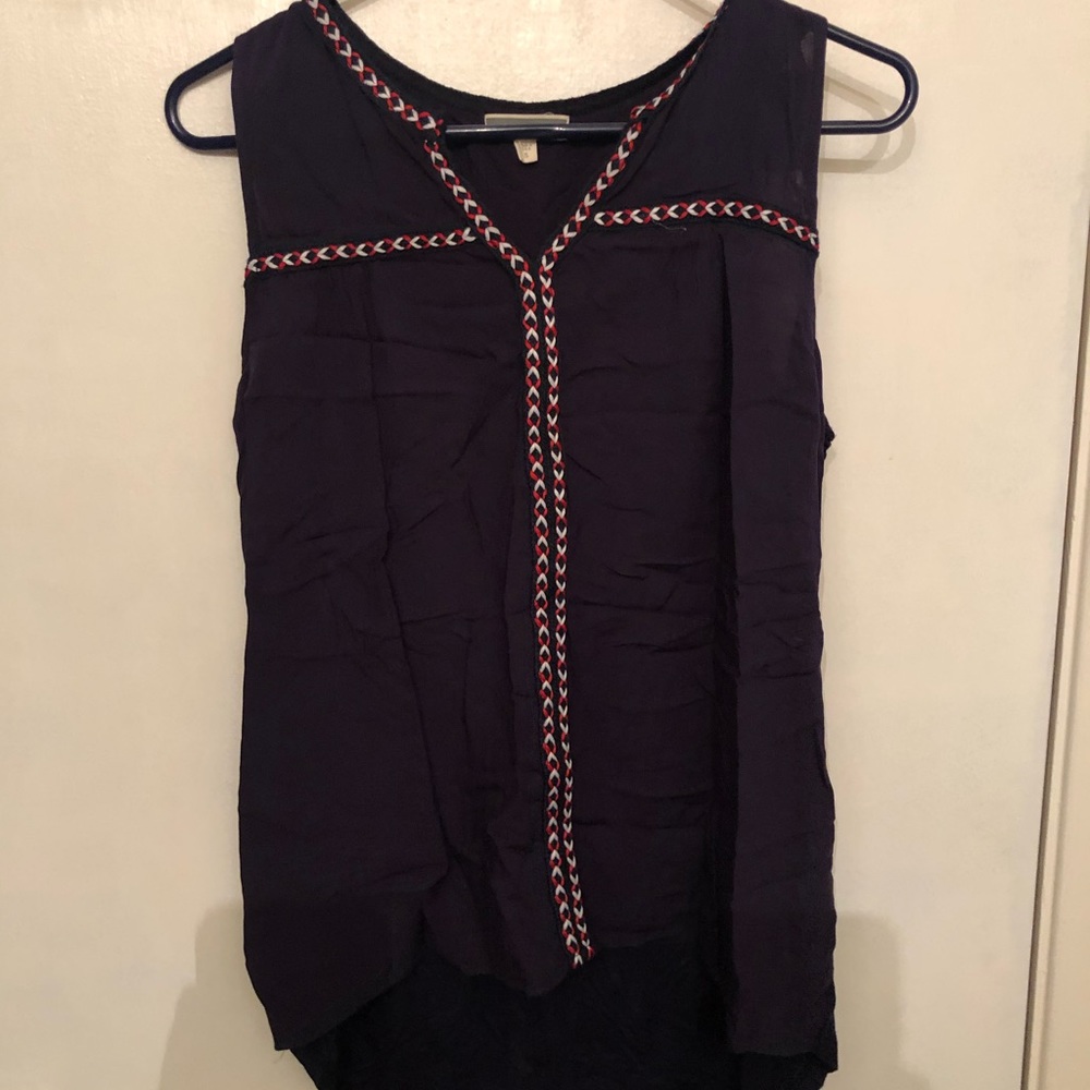 Small Pleione maternity shirt